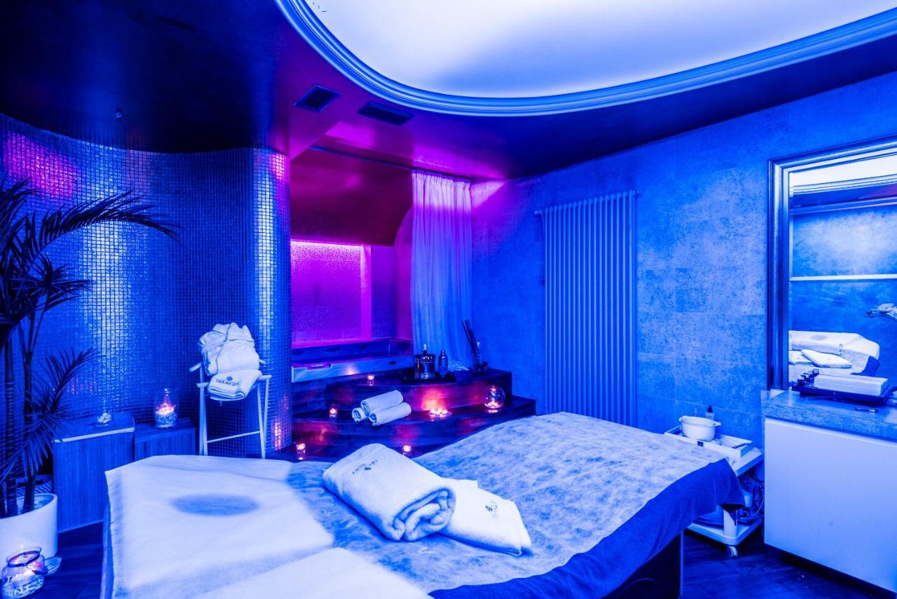 A11 Apartments & Spa Dermique Краков Экстерьер фото